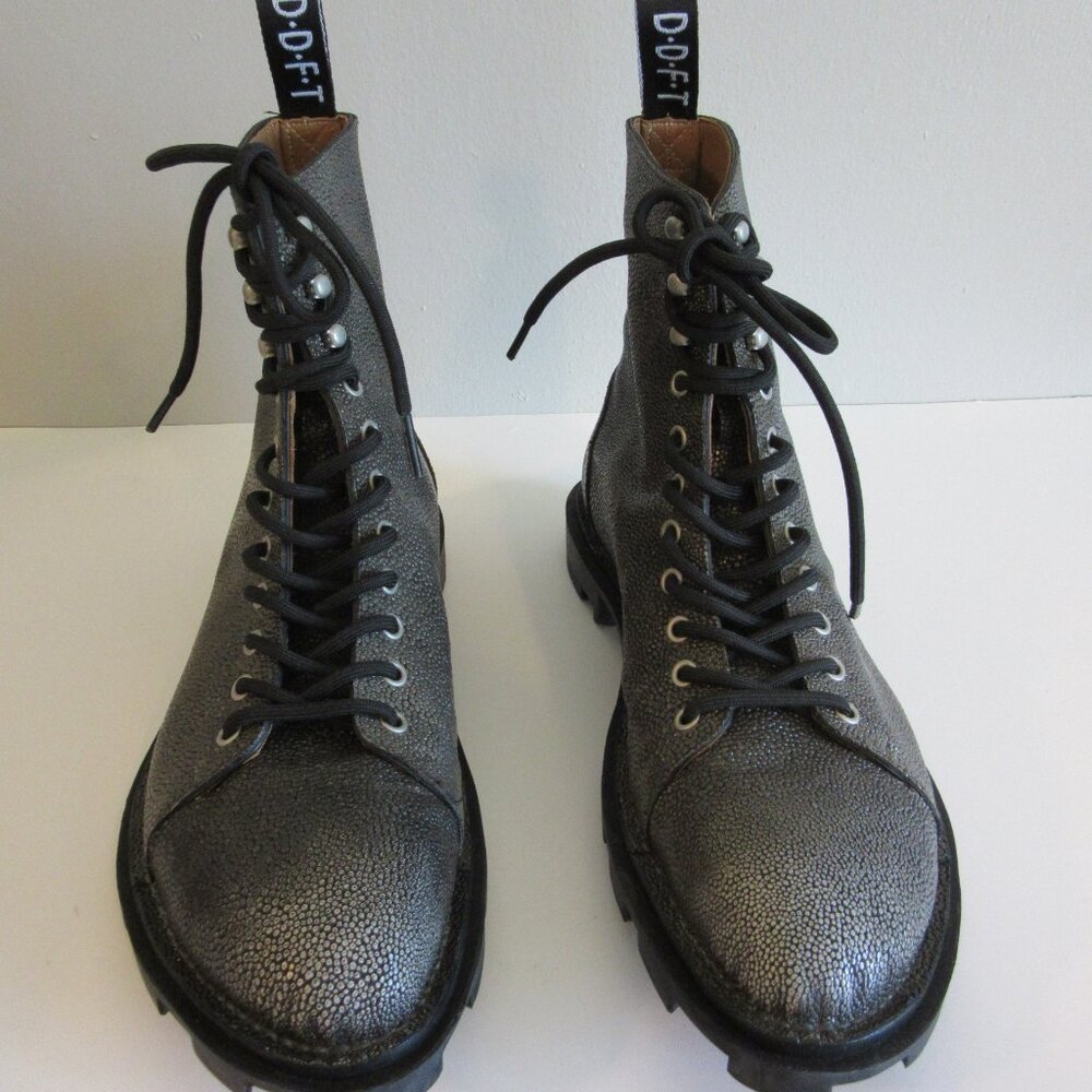 John Fluevog Grey Pebble Sixfields Size 9 Grunge Northampton Lace Up Boots-NEW - Picture 2 of 12